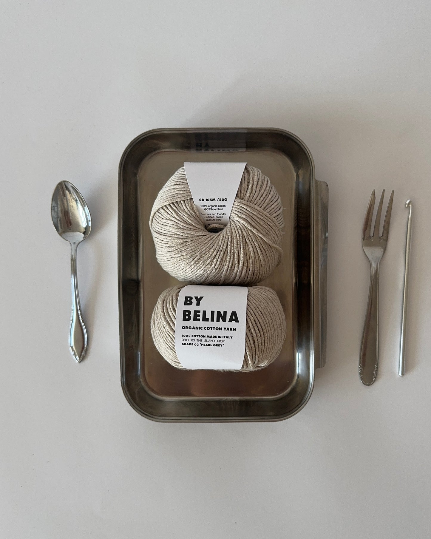 03 COTTON YARN 'PEARL GREY'