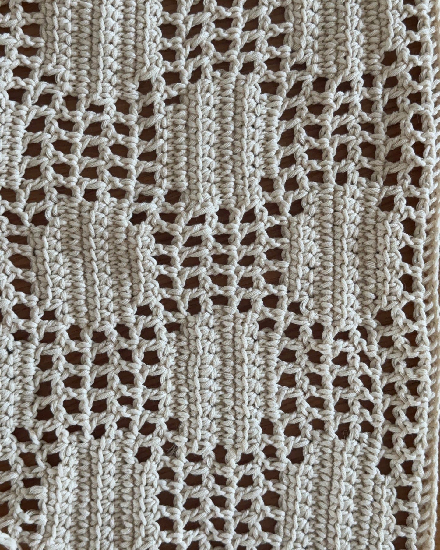 PDF PATTERN - Dotted Triangle Scarf