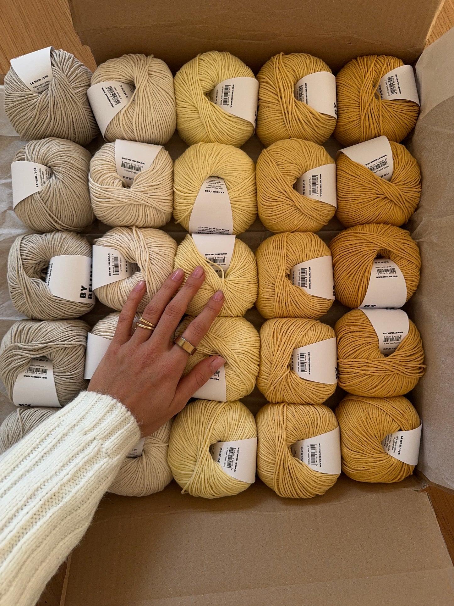 07 COTTON YARN 'GOLDEN DUNE'